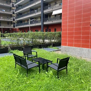 https://appartamento-centrale-su-milano.italymilanhotels.net
