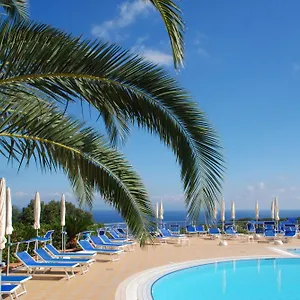 https://residence-belvedere-capoliveri.it-tuscanyhotel.com