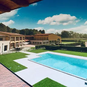 https://tenuta-albertini.hotelinveneto.com